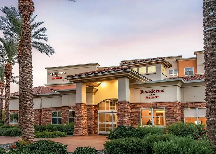Phoenix Sports & Entertainment District Hotel 3*