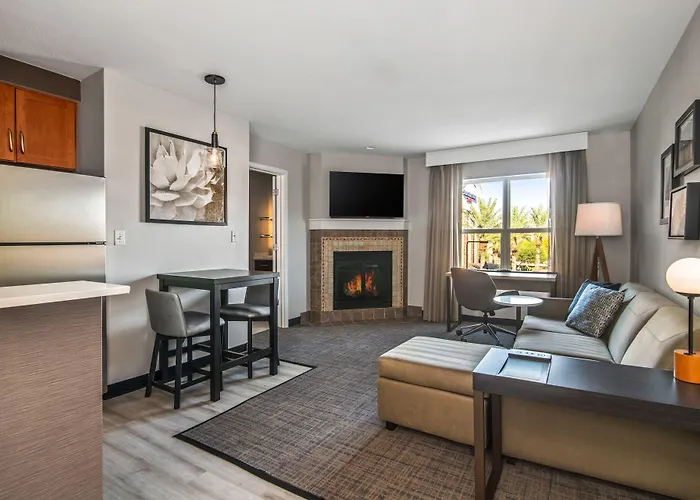 Hotel Phoenix Sports & Entertainment District Glendale