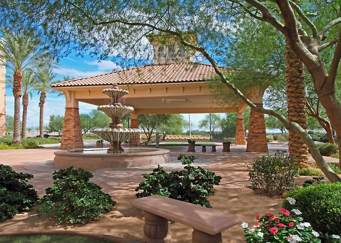 Hotel Phoenix Sports & Entertainment District 3*